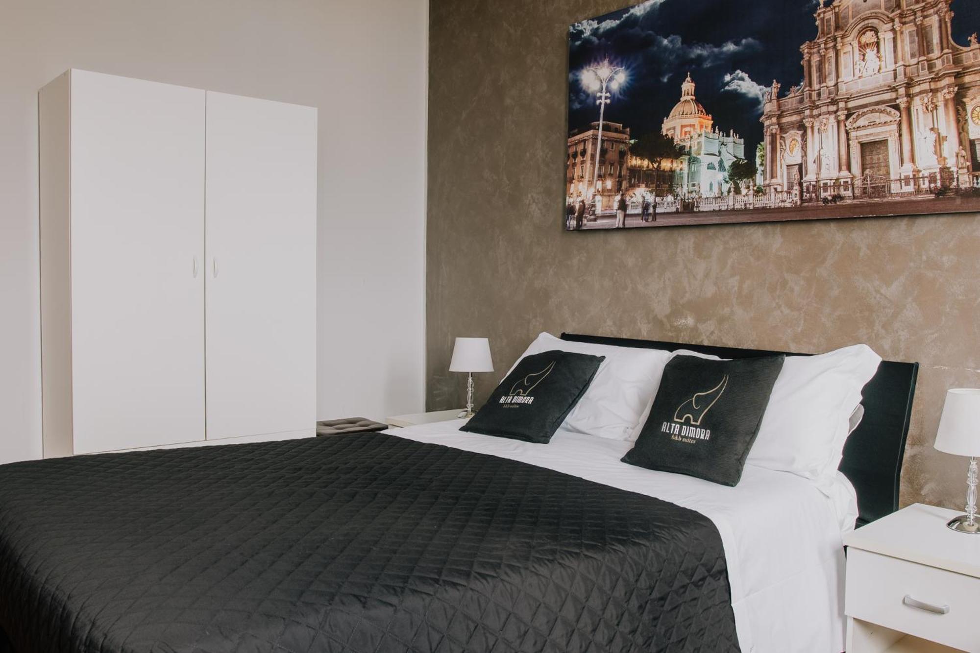Alta Dimora B&B Suites カターニア エクステリア 写真