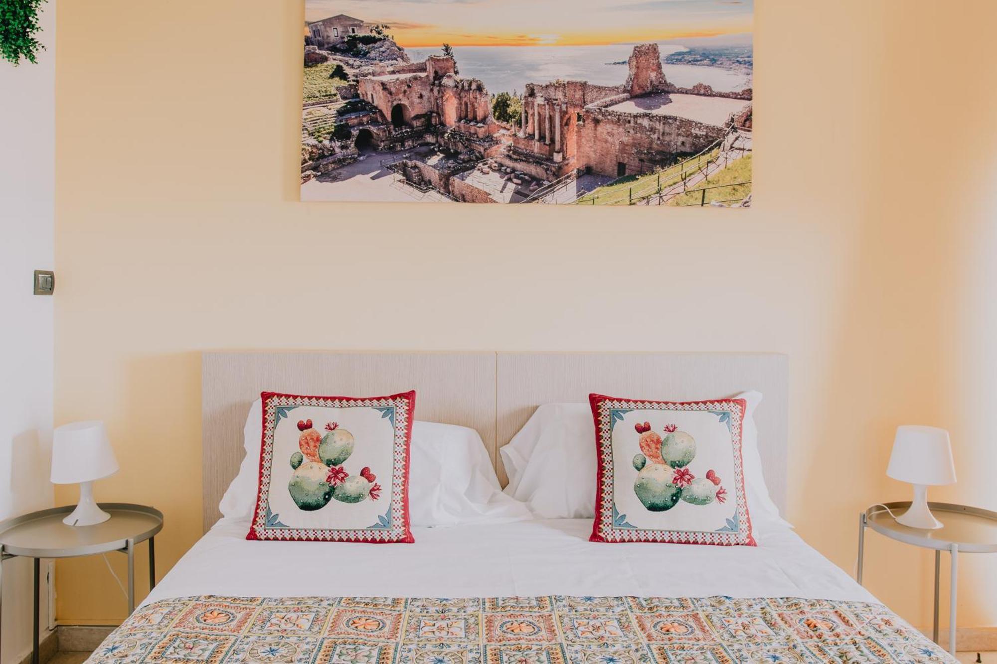 Alta Dimora B&B Suites カターニア エクステリア 写真