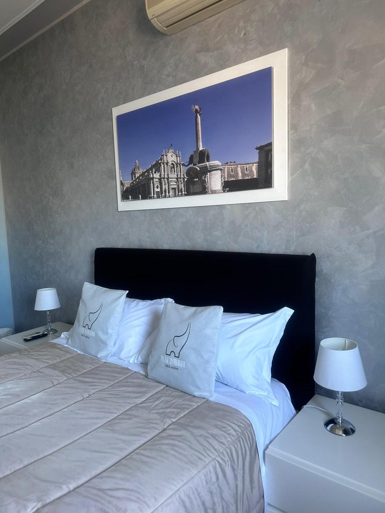 Alta Dimora B&B Suites カターニア エクステリア 写真